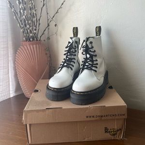 Dr. Martens Jadon boot smooth leather platform